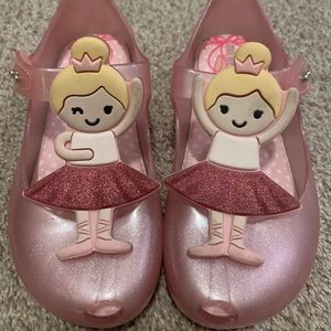 Mini Melissa size 11 peep toe shoes
